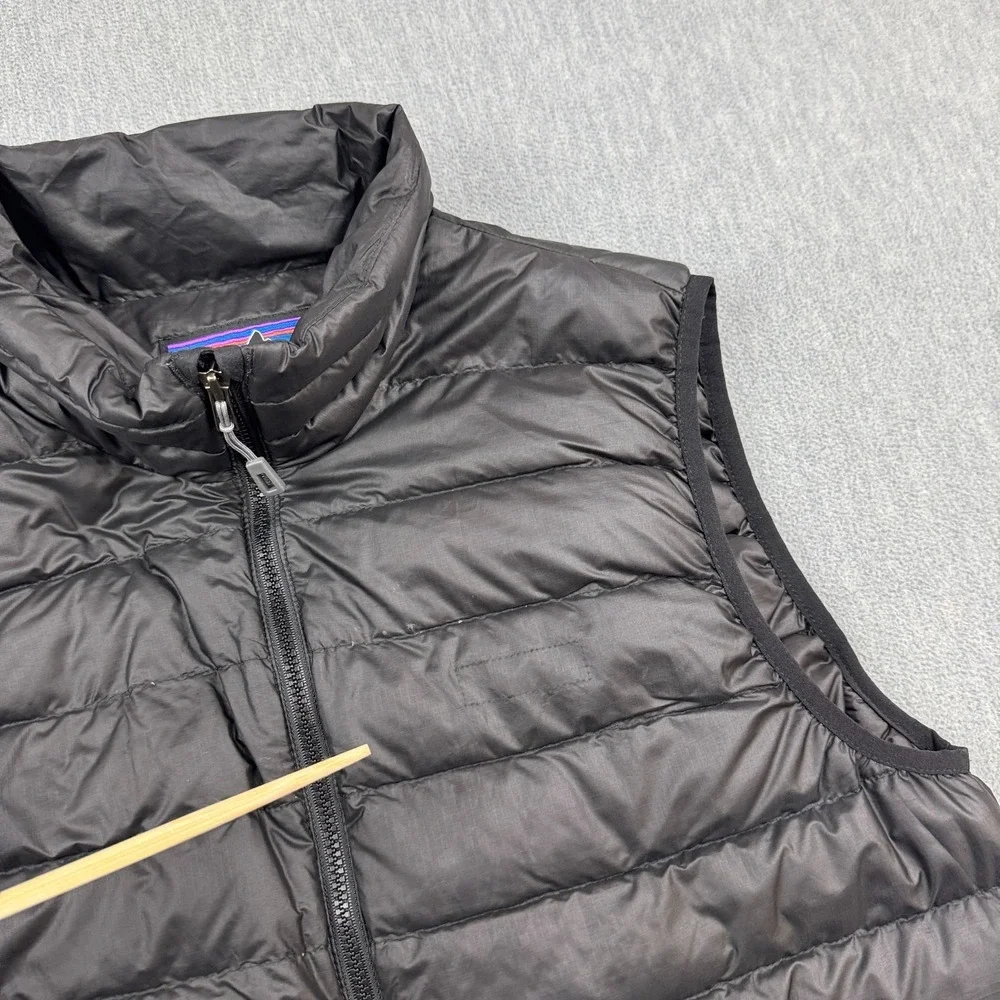 Patagonia Down Sweater Vest Men Small Black Puffer Insulated Full Zip Coat 84622